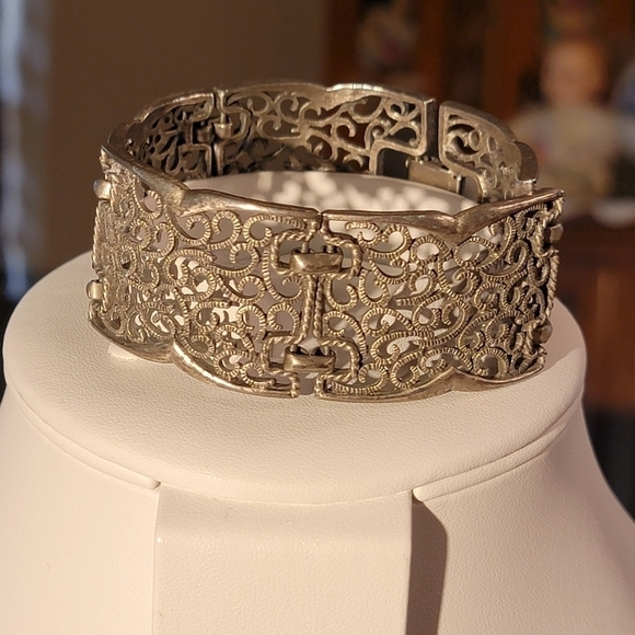 unbranded Jewelry - Vintage 5 Panel Bracelet